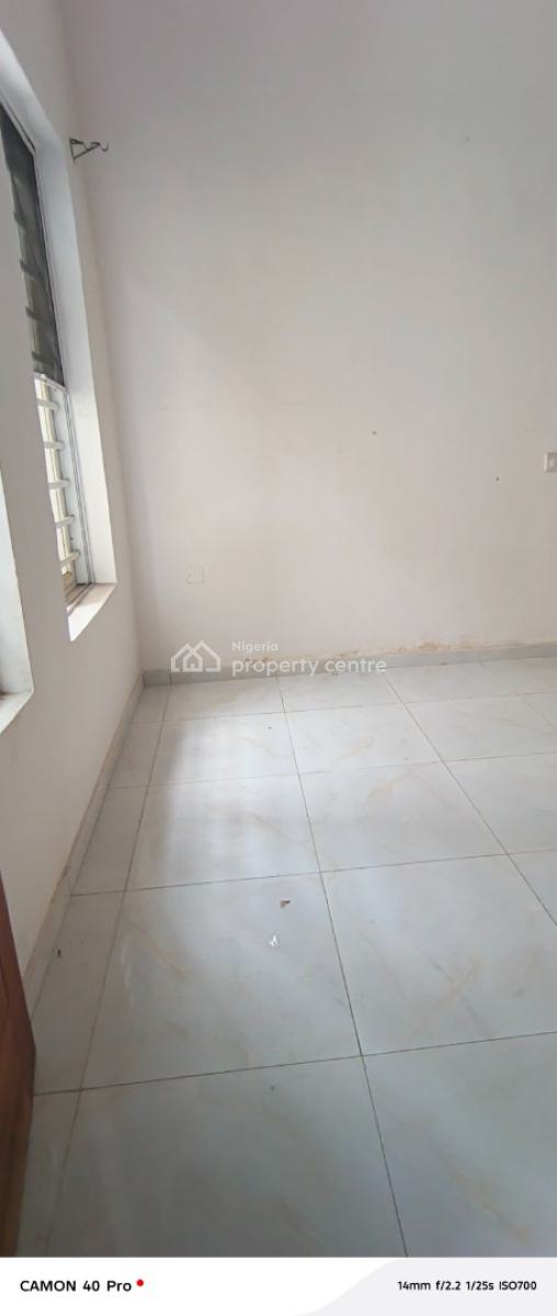 Clean Room and Parlor Mini Flat in Chevron Drive, in Estate Opposite Atlantic Mall, Lekki, Lagos, Mini Flat (room and Parlour) for Rent