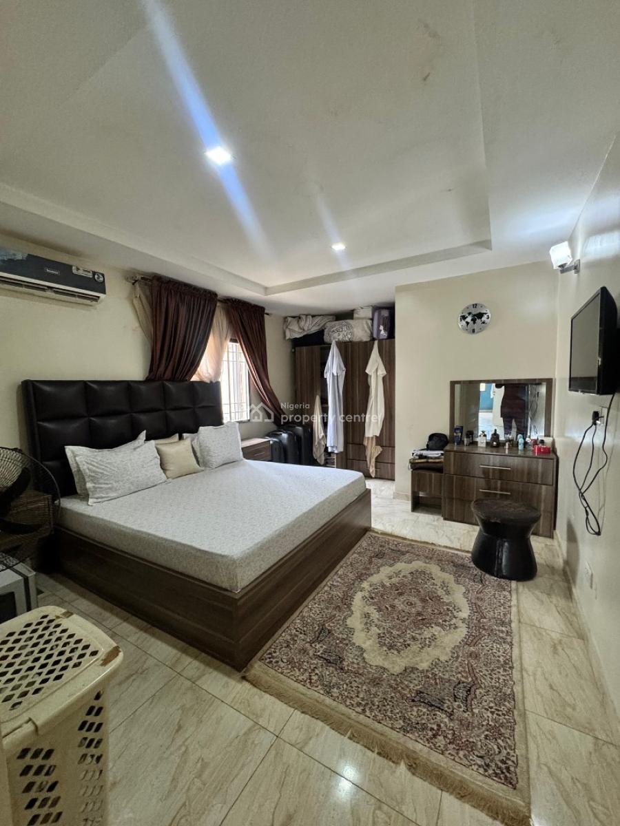 Take Advantage to Own This Beautifully Finished Massive 3bedrooms Apar, Life Camp, Life Camp, Abuja, Block of Flats for Sale