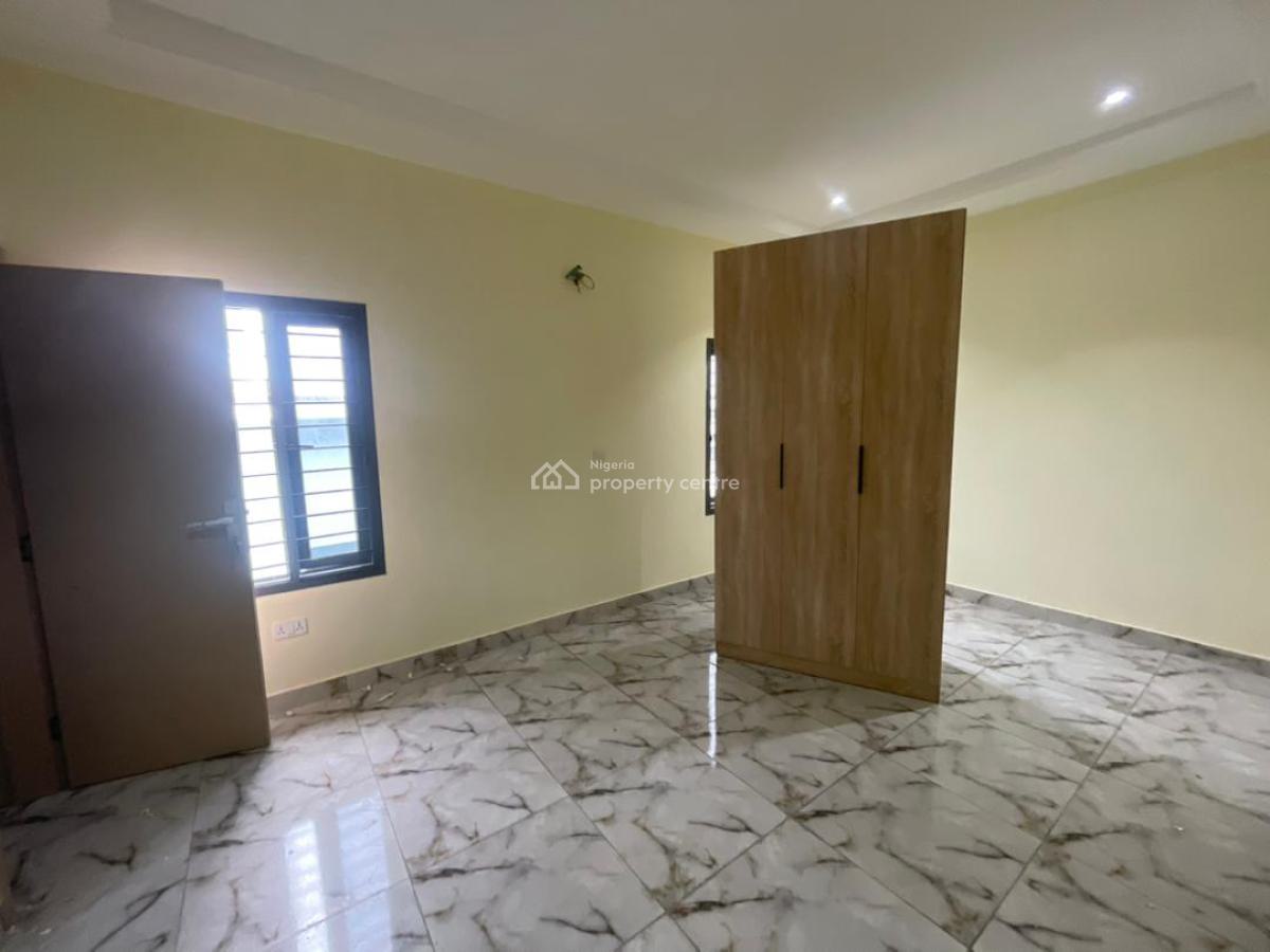 Modern 3-bedroom Flat, Lekki Phase 1, Lekki, Lagos, Flat / Apartment for Rent