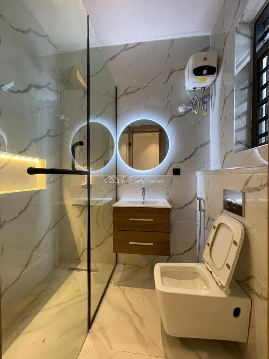 Extra Ordinary 4 Bedroom Terrace Duplex Within Secured Space, Lekki Phase 1, Lekki, Lagos, House for Sale