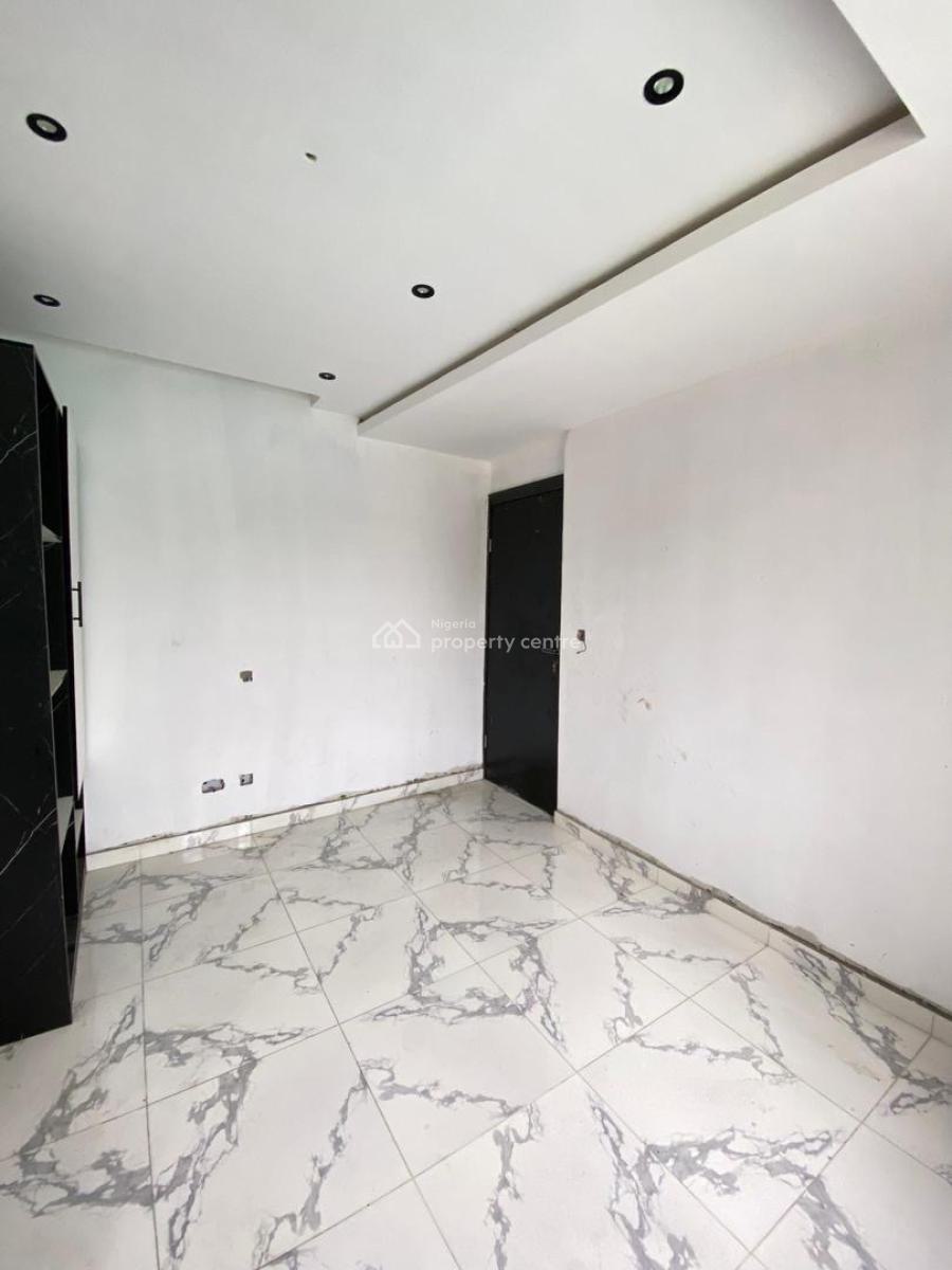 Well Designed 2 Bedroom Apartment in a Well Residential Estate, Ikate, Lekki, Lagos, Block of Flats for Sale