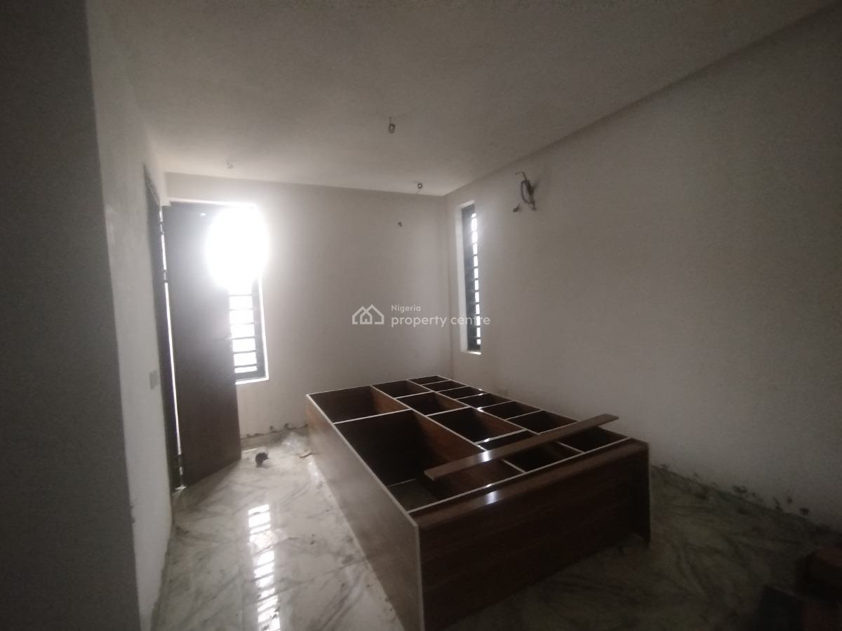 Newly Built 2 Bedroom Apartment, Off Aro Ologolo Road, Ologolo, Lekki, Lagos, Flat / Apartment for Sale