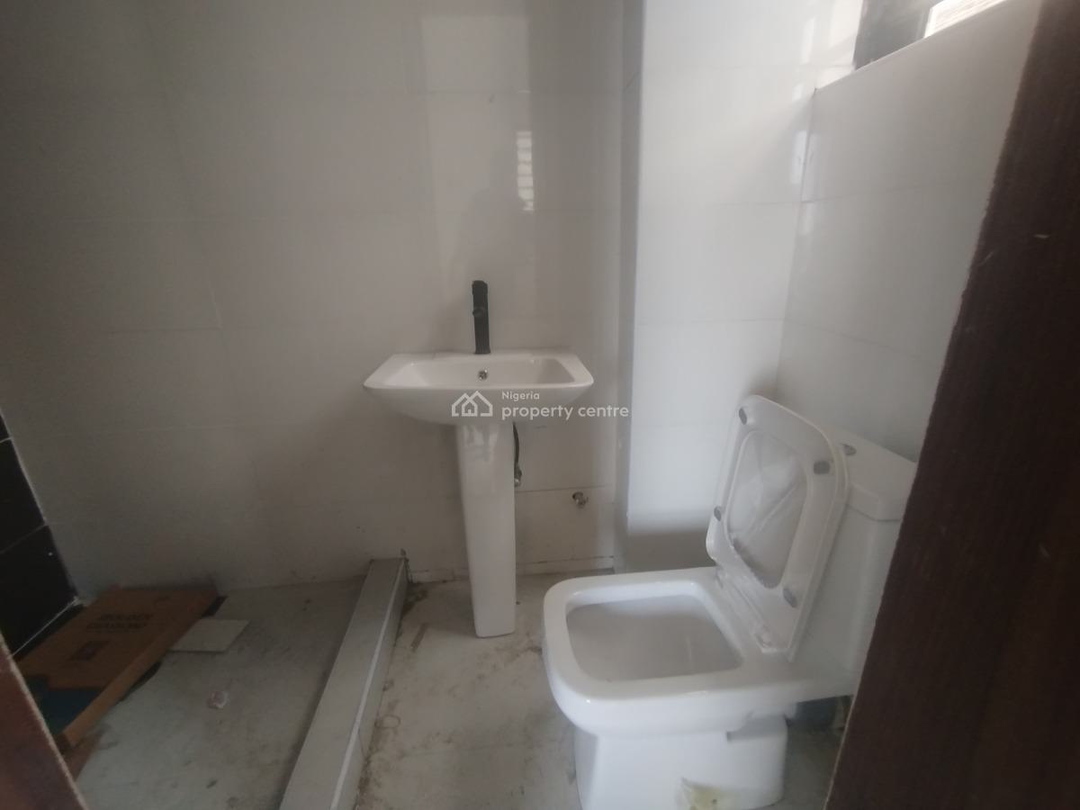 Newly Built 2 Bedroom Apartment, Off Aro Ologolo Road, Ologolo, Lekki, Lagos, Flat / Apartment for Sale