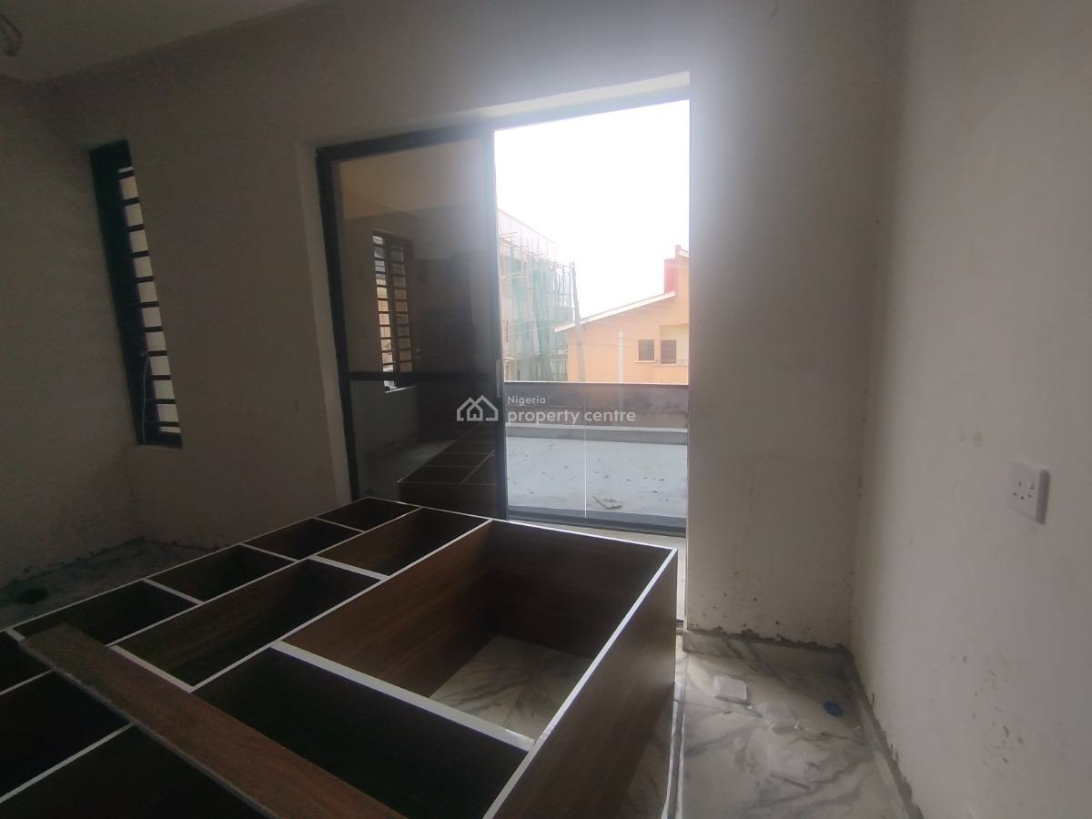 Newly Built 2 Bedroom Apartment, Off Aro Ologolo Road, Ologolo, Lekki, Lagos, Flat / Apartment for Sale