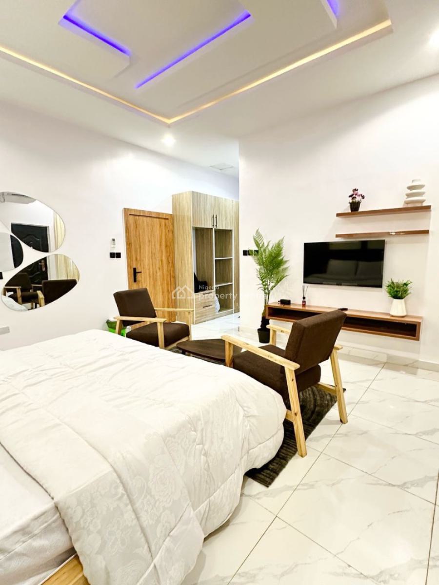 Luxury 3 Bedroom Duplex with Bathtub Air Hockey Table, Ajah, Lagos, Flat / Apartment Short Let