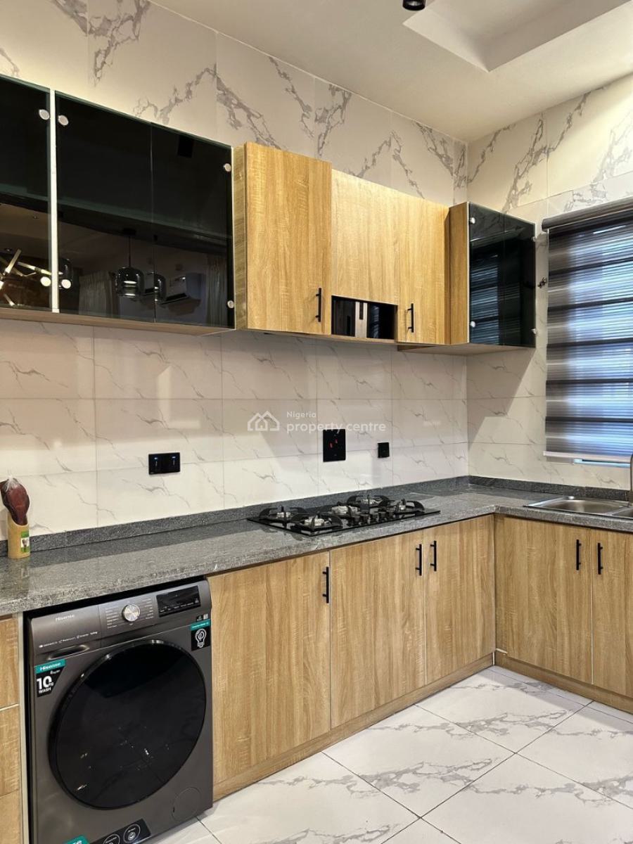 Luxury 3 Bedroom Duplex with Bathtub Air Hockey Table, Ajah, Lagos, Flat / Apartment Short Let