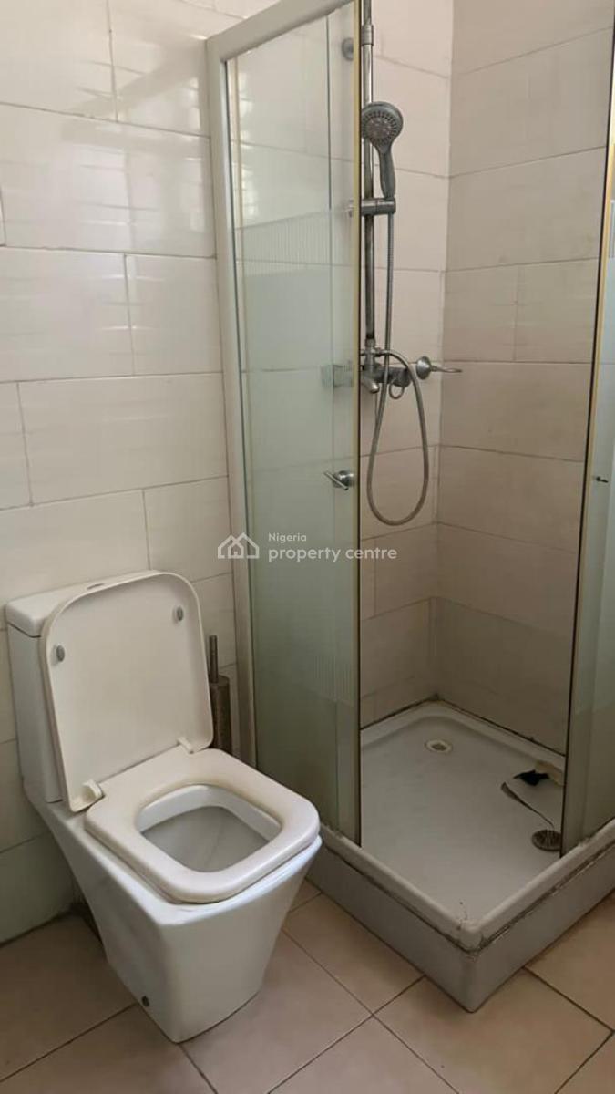 2 Bedrooms All Ensuite Apartment, Lekki Phase 1, Lekki, Lagos, Flat / Apartment for Rent