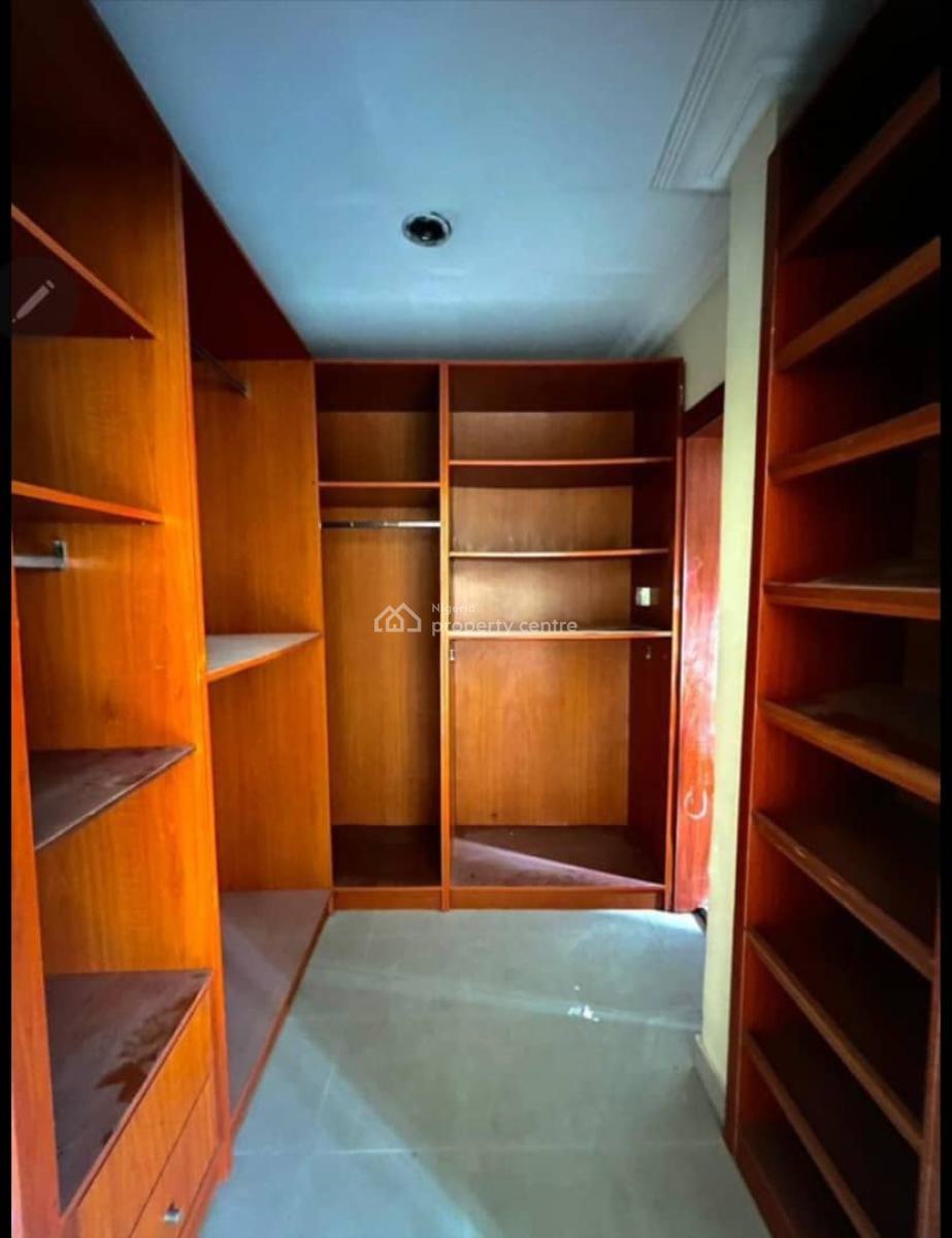 Spacious 3-bedroom Terrace with Bq in a Secure Gated Estate, Lekki Phase 1, Lekki, Lagos, Flat / Apartment for Rent