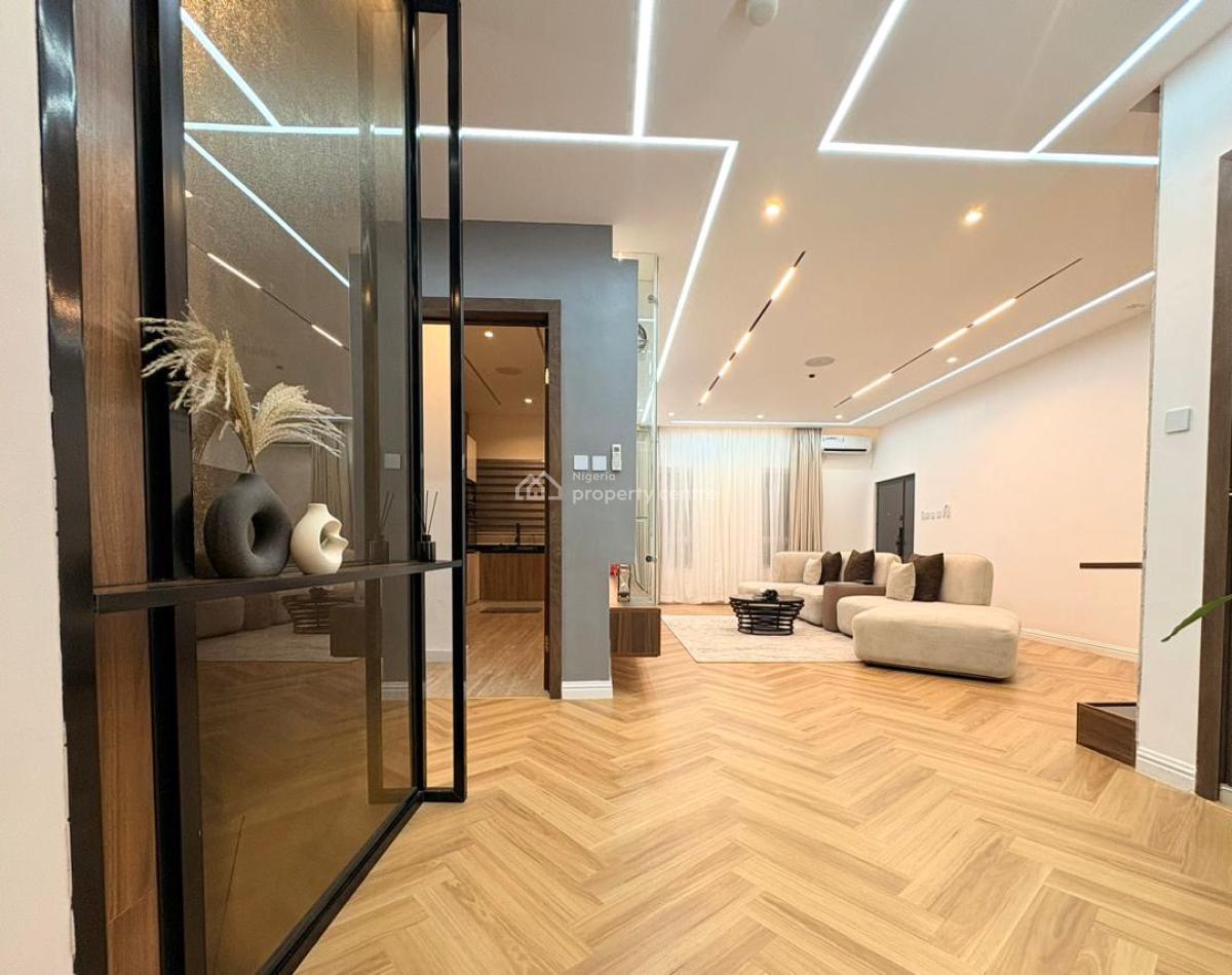 Luxury 2 Bedroom Apartment with Pool, Gym, Ps5, Ikate, Lekki, Lagos, Flat / Apartment Short Let