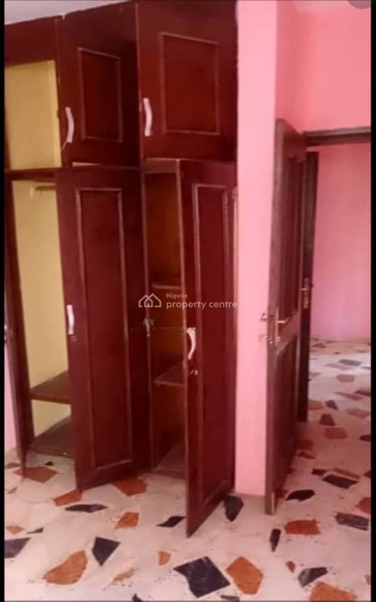 Standard 3 Bedroom Apartment (upstairs), Off New Road Before Chevron Lekki Lagos, Lekki, Lagos, Flat / Apartment for Rent