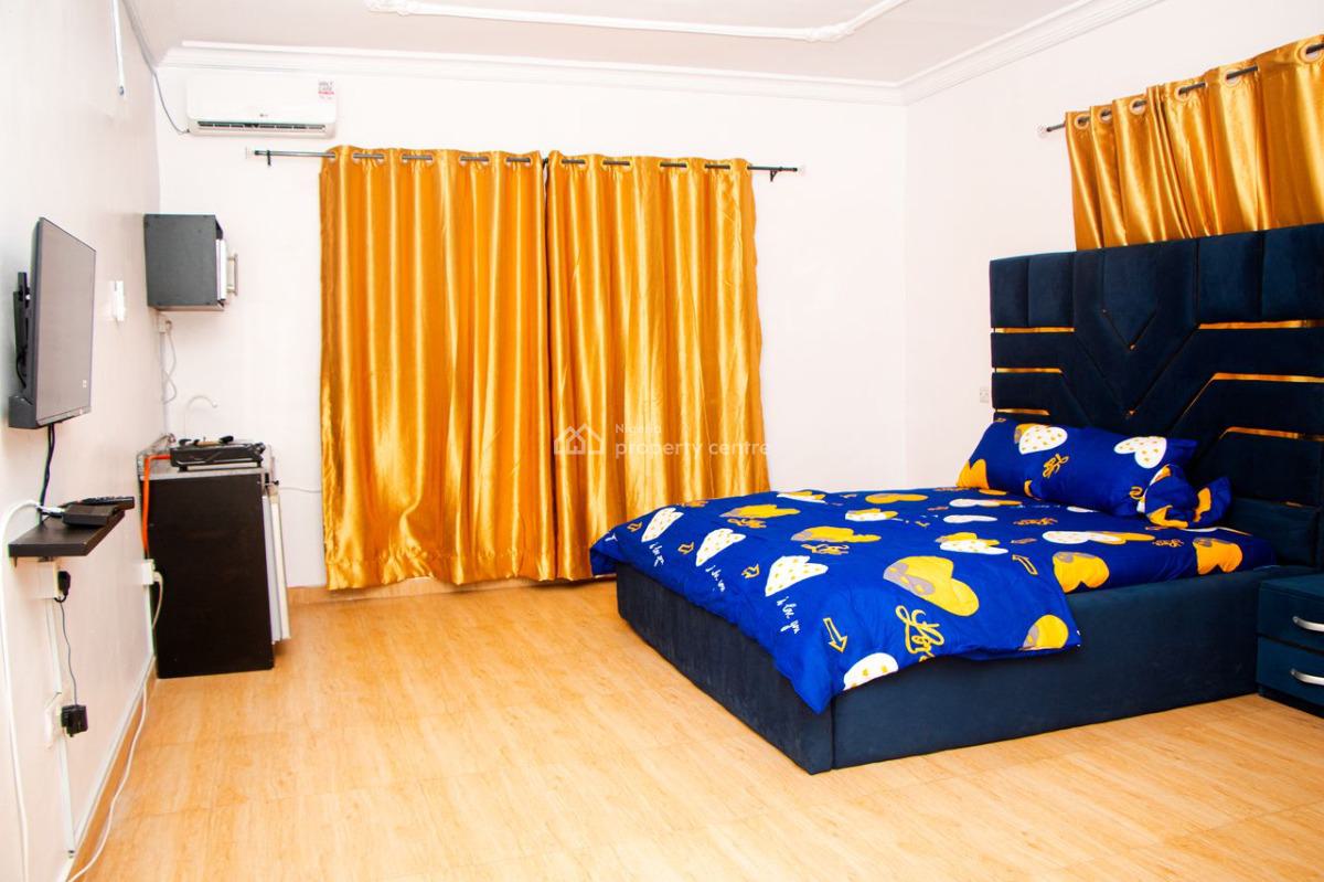 Spacious Studio Apartment with Swimming Pool, Lekki Gardens Estate 3, Lbs, Olokonla, Ajah, Lagos, Self Contain (single Rooms) Short Let