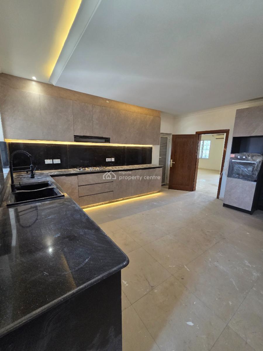 a Newly  Renovated 3 Bedroom  Apartment  with a Room Bq, Oniru, Victoria Island (vi), Lagos, Flat / Apartment for Rent