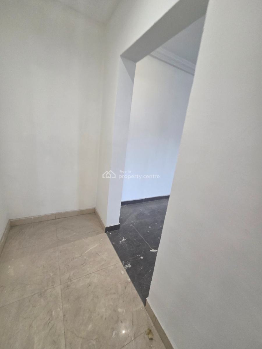 a Newly  Renovated 3 Bedroom  Apartment  with a Room Bq, Oniru, Victoria Island (vi), Lagos, Flat / Apartment for Rent