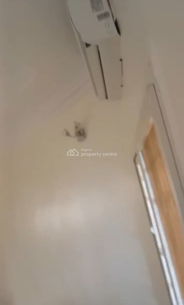 Clean Service 3 Bedroom Flat, Tarred Rd, 2nd Floor, Main, Jabi, Abuja, Flat / Apartment for Rent