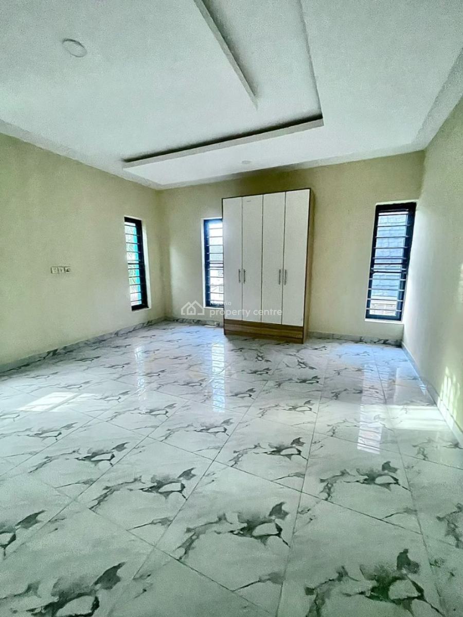 Brand Newly Built Luxury 2bedroom & 3bedroom Apartment in, Atlantic View Estate Alpha Beach New Road Before Chevron, Lekki, Lagos, Flat / Apartment for Rent