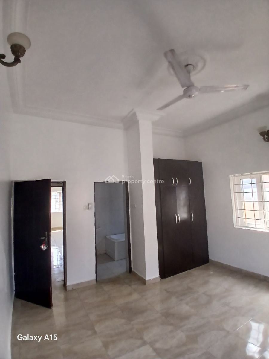 Well Built 3 Bedrooms Flat, Gilmor Axis, Jahi, Abuja, Flat / Apartment for Rent