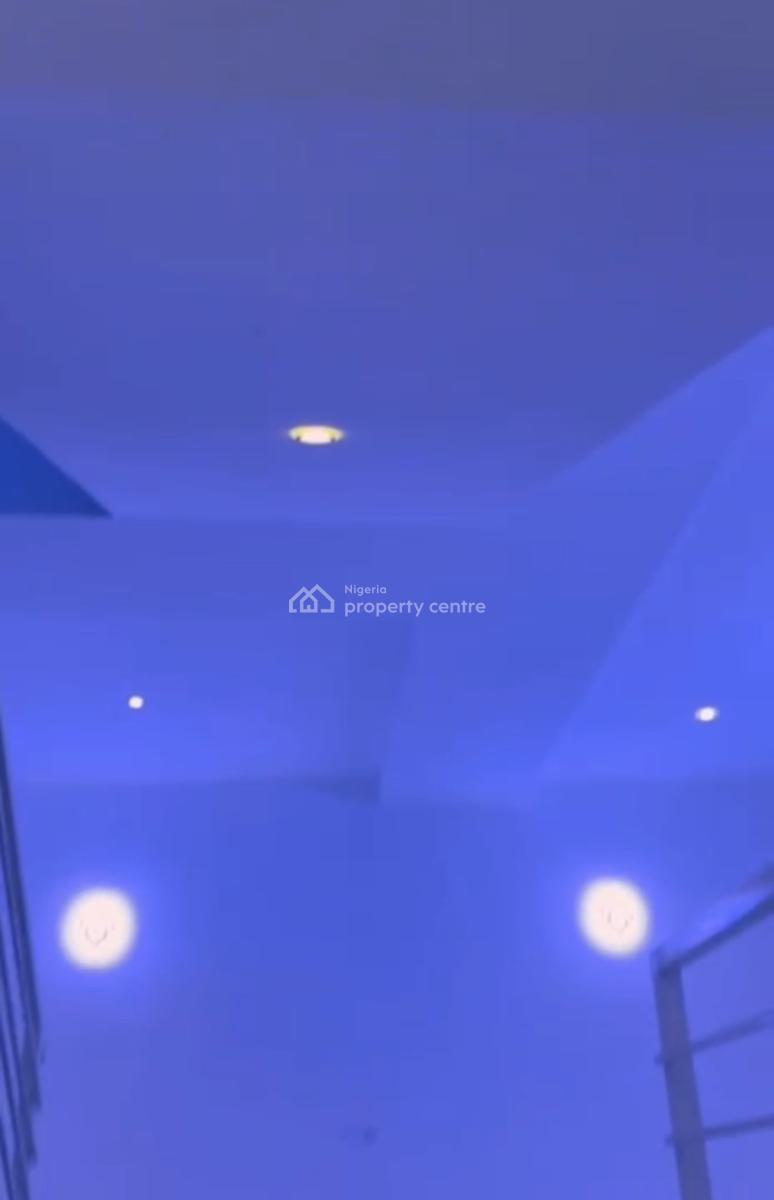 Luxury Clean 4 Bedroom Semi Detached Duplex with Bq Gated,office/resi, Main, Wuye, Abuja, Semi-detached Duplex for Rent