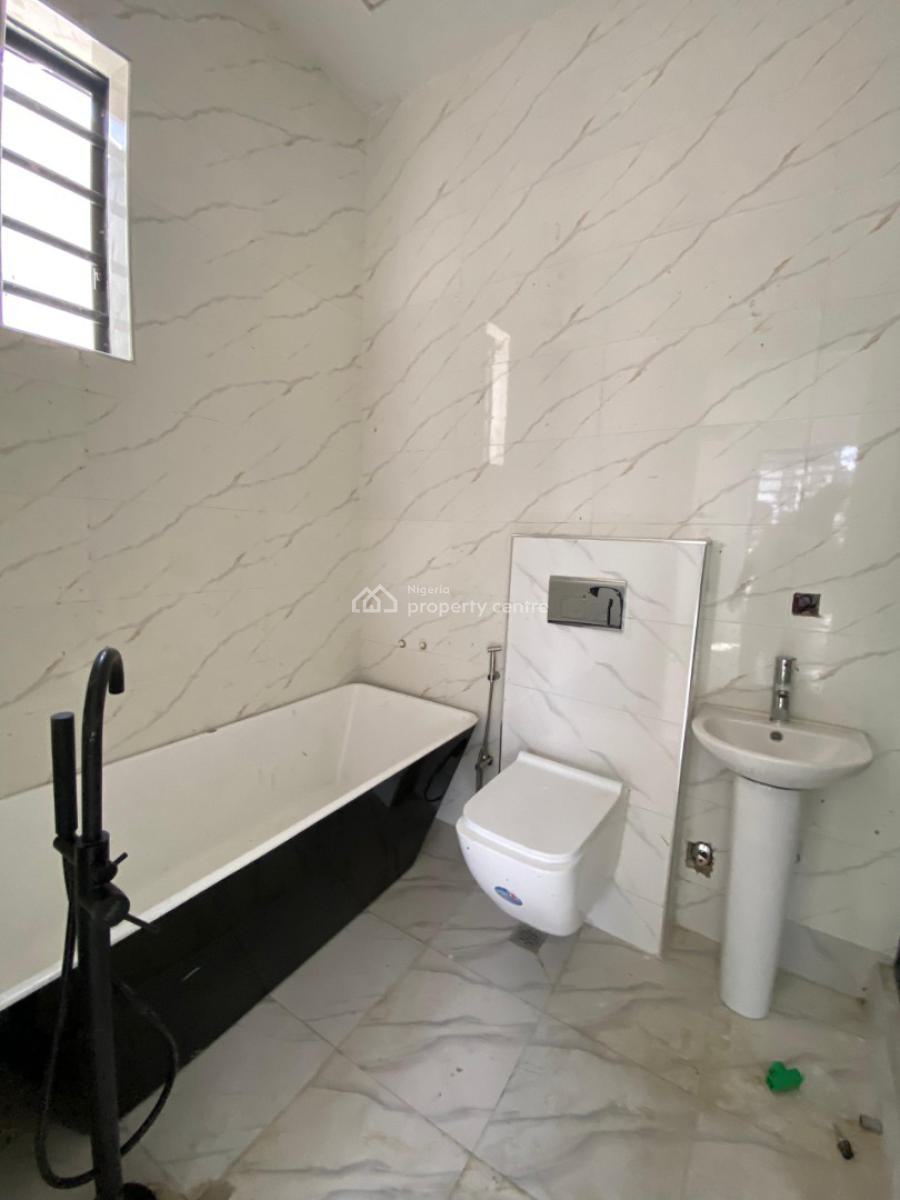 Your Dream Duplex Awaits --- Fully Fitted 4-bedroom Smart Home with Prem, Orchid Lekki Lagos, Lekki, Lagos, Semi-detached Duplex for Sale