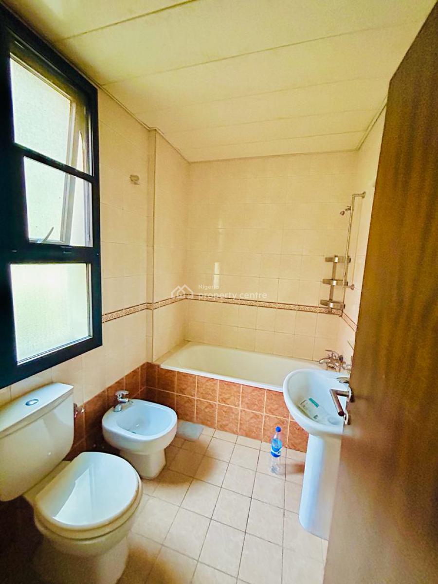 Waterfront 4 Bedroom Flat + Bq, Swimming Pool, Gym, Elevator Etc, Banana Island, Ikoyi, Lagos, Flat / Apartment for Sale