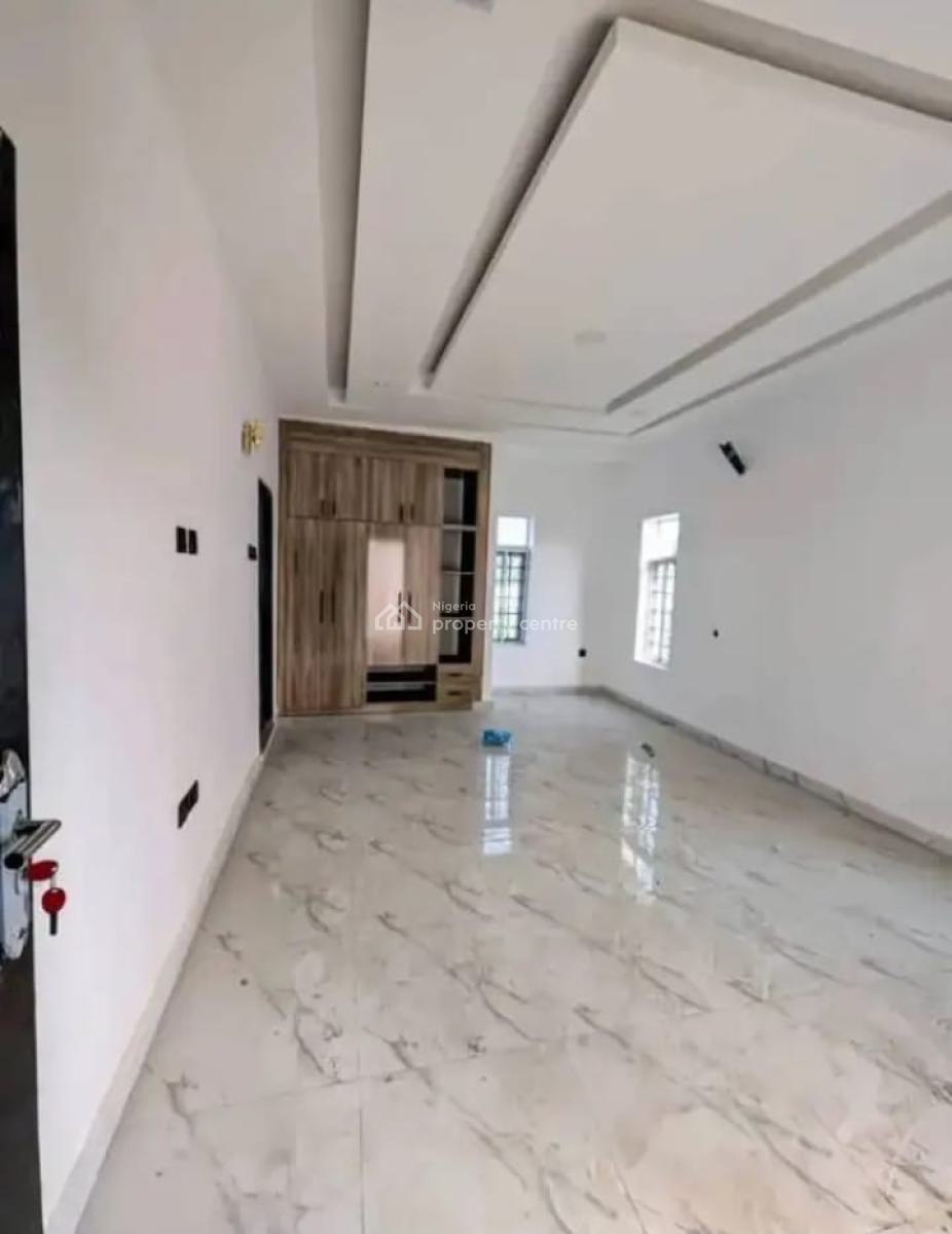 a Clean 6 Bedroom Detached Duplex, Stadium Road, Uyo, Akwa Ibom, Detached Duplex for Rent