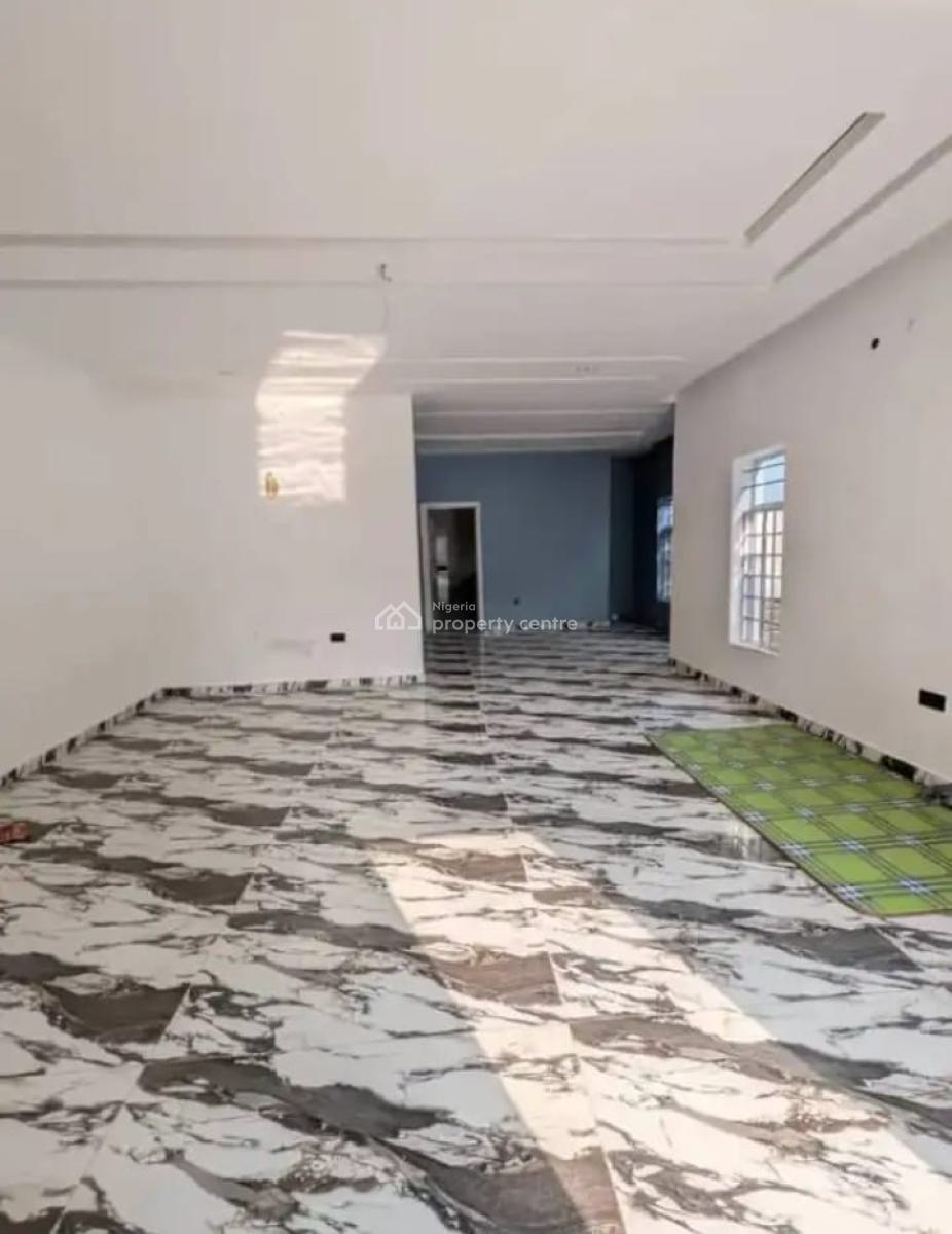 a Clean 6 Bedroom Detached Duplex, Stadium Road, Uyo, Akwa Ibom, Detached Duplex for Rent