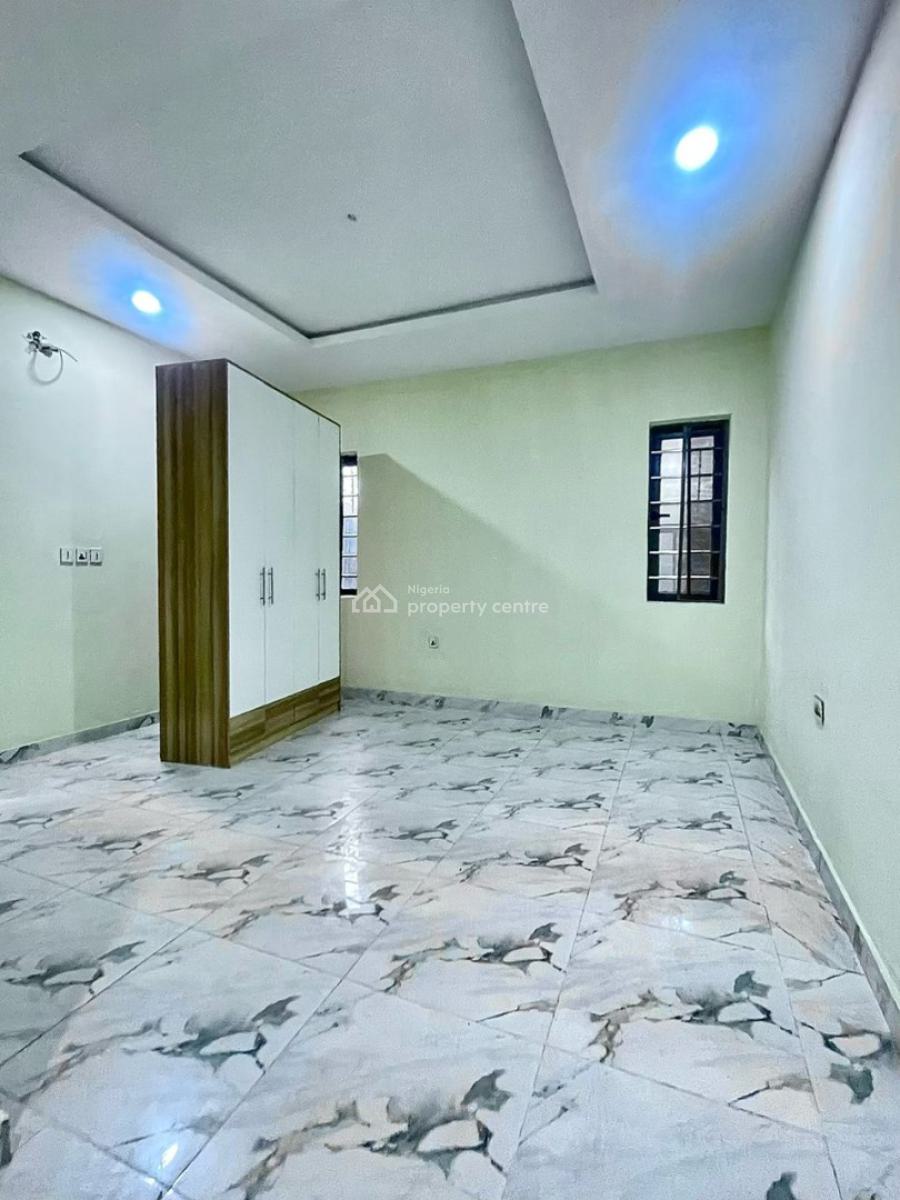 Newly Built Luxury 2bedrooms, Alpha Beach, New Road, Lekki, Lagos, Flat / Apartment for Rent