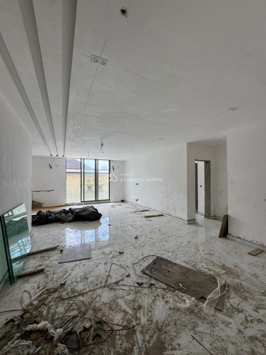 Thoughtfully Finished 2 Bedroom Apartment + Pool, Bq, Lekki Phase 1, Lekki, Lagos, Flat / Apartment for Sale