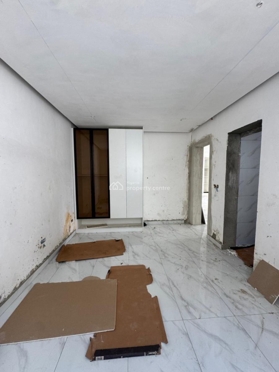 Thoughtfully Finished 2 Bedroom Apartment + Pool, Bq, Lekki Phase 1, Lekki, Lagos, Flat / Apartment for Sale