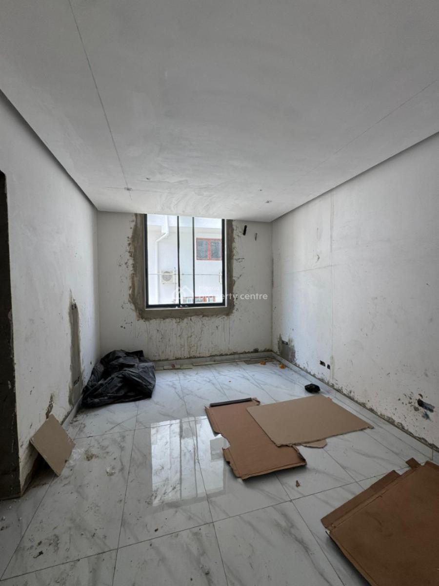 Thoughtfully Finished 2 Bedroom Apartment + Pool, Bq, Lekki Phase 1, Lekki, Lagos, Flat / Apartment for Sale