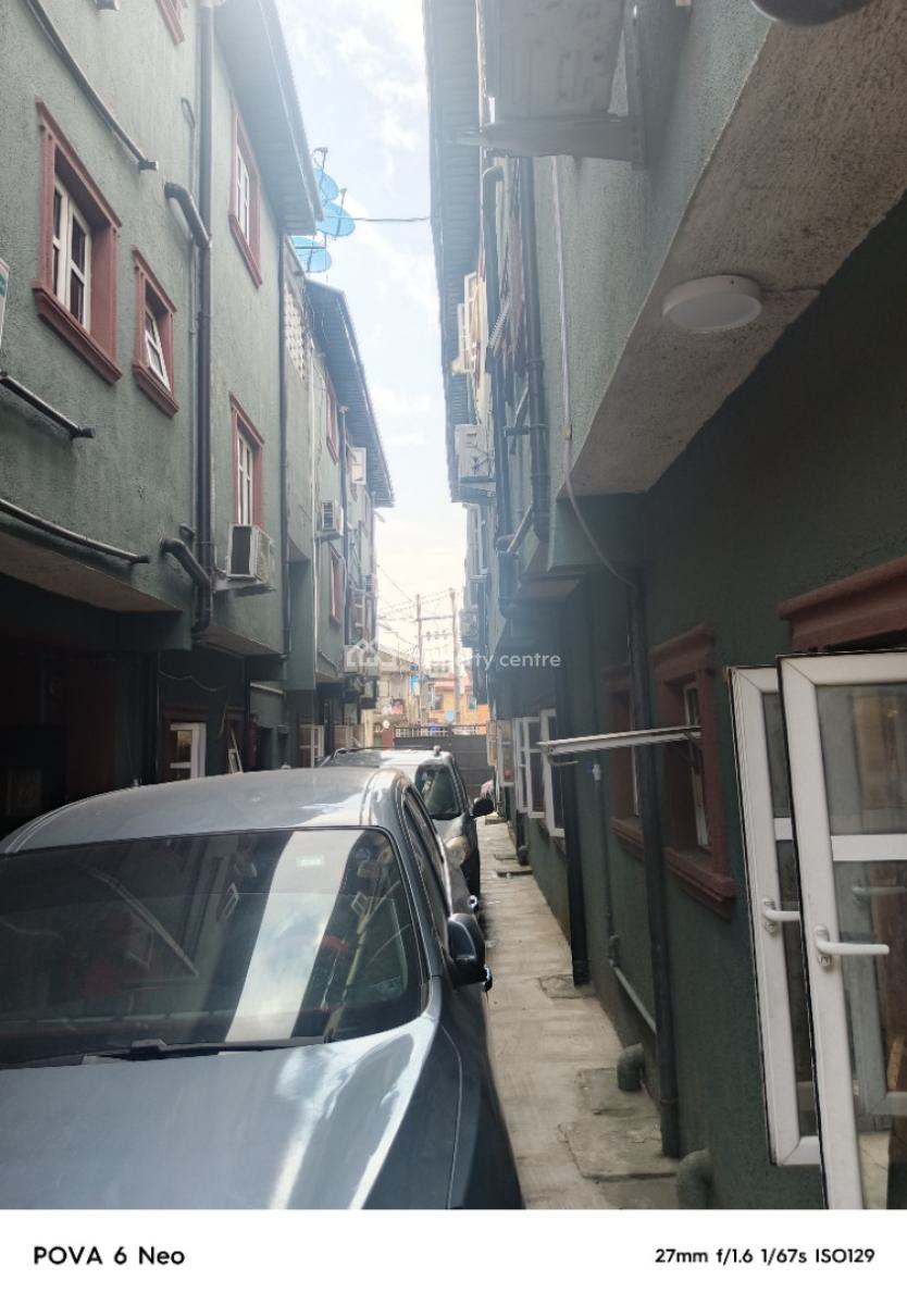 Executive and Luxury Mini Flat with 2 Toilets and Baths, Off Ojuelegba Road, Surulere, Lagos, Mini Flat (room and Parlour) for Rent