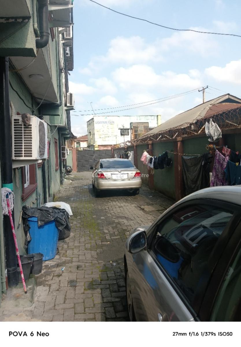 Executive and Luxury Mini Flat with 2 Toilets and Baths, Off Ojuelegba Road, Surulere, Lagos, Mini Flat (room and Parlour) for Rent