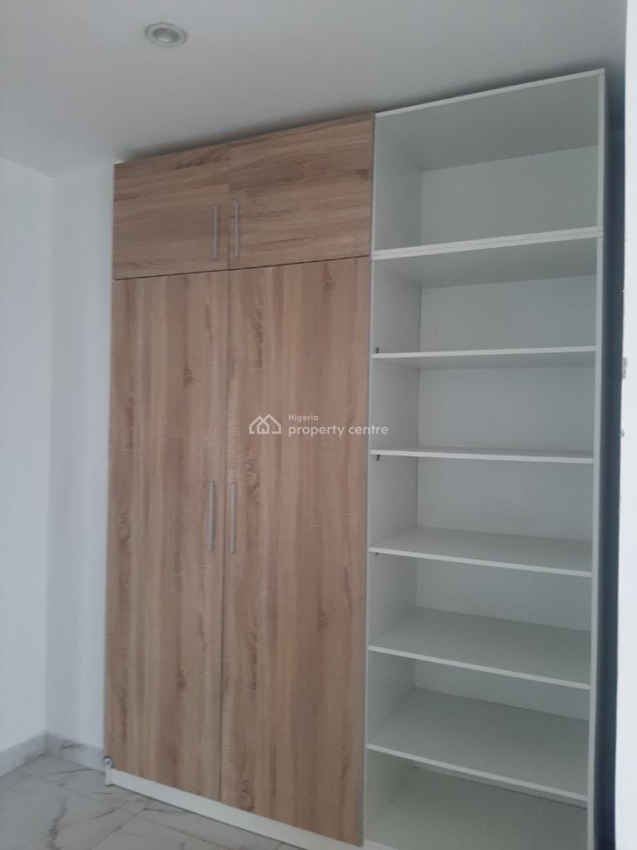 2, Lekki Phase 1, Lekki, Lagos, Flat / Apartment for Rent