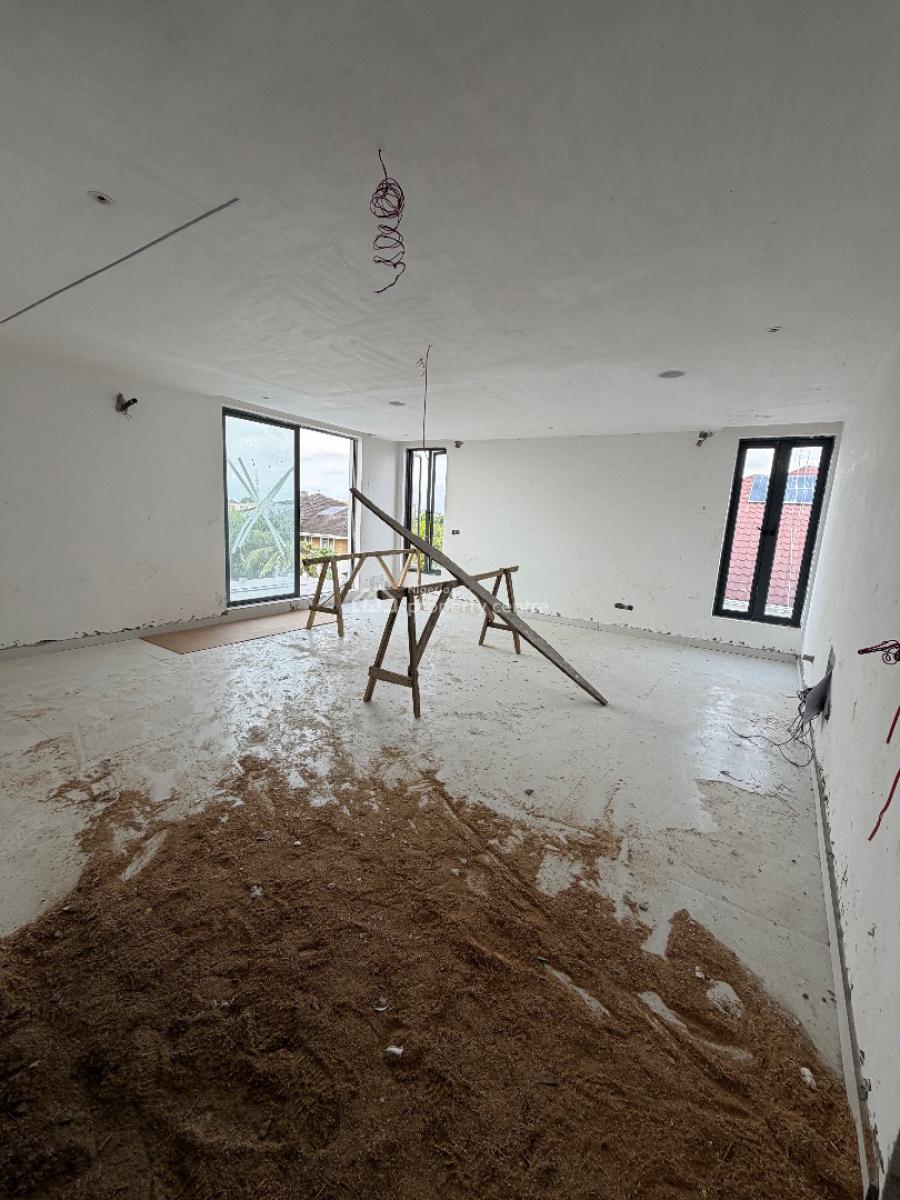 Spacious 5 Bedroom Fully Detached House with Pool, Royal Garden Estate, Ajah, Lagos, Detached Duplex for Sale