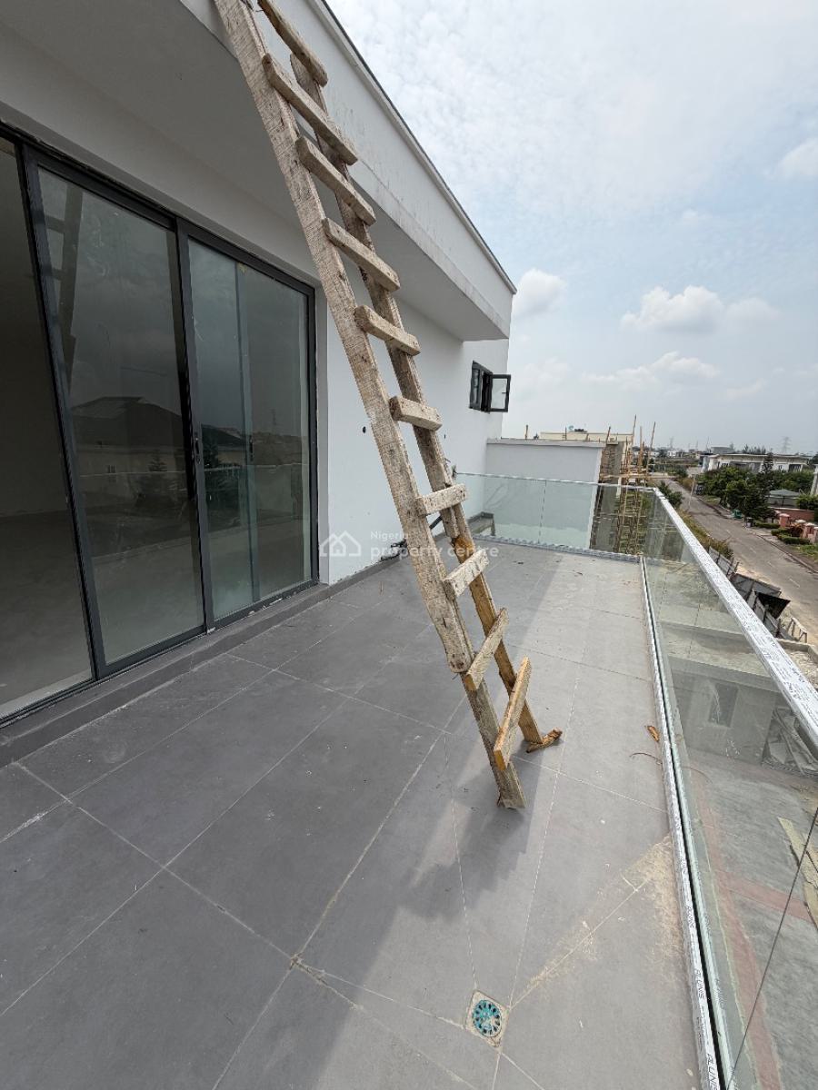 Spacious 5 Bedroom Fully Detached House with Pool, Royal Garden Estate, Ajah, Lagos, Detached Duplex for Sale