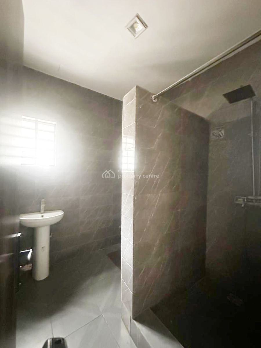 Luxury & Well Maintained 5 Bed Rooms Semi Detached Duplex, Gbagada, Lagos, Semi-detached Duplex for Sale