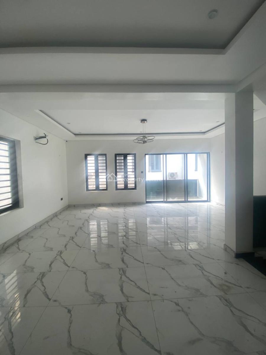 4 Bedroom Detached House with 2 Bq, Osapa, Lekki, Lagos, Detached Duplex for Sale