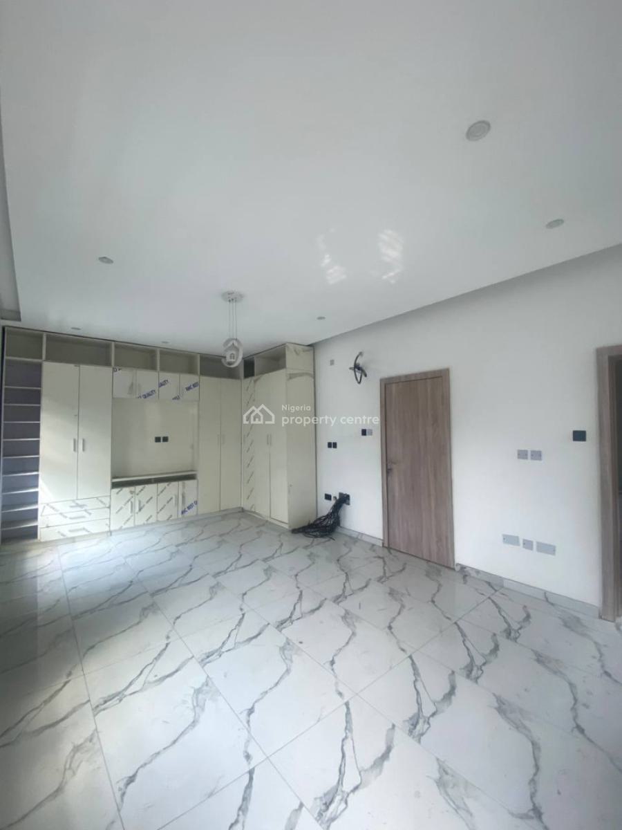 4 Bedroom Detached House with 2 Bq, Osapa, Lekki, Lagos, Detached Duplex for Sale