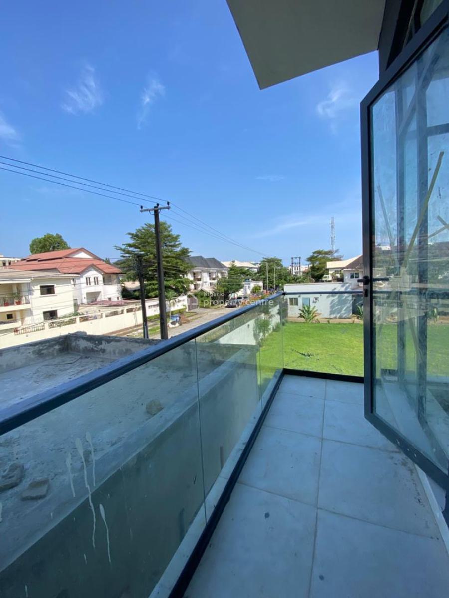 2 Bedroom Apartment, Lekki Phase 1, Lekki, Lagos, Block of Flats for Sale