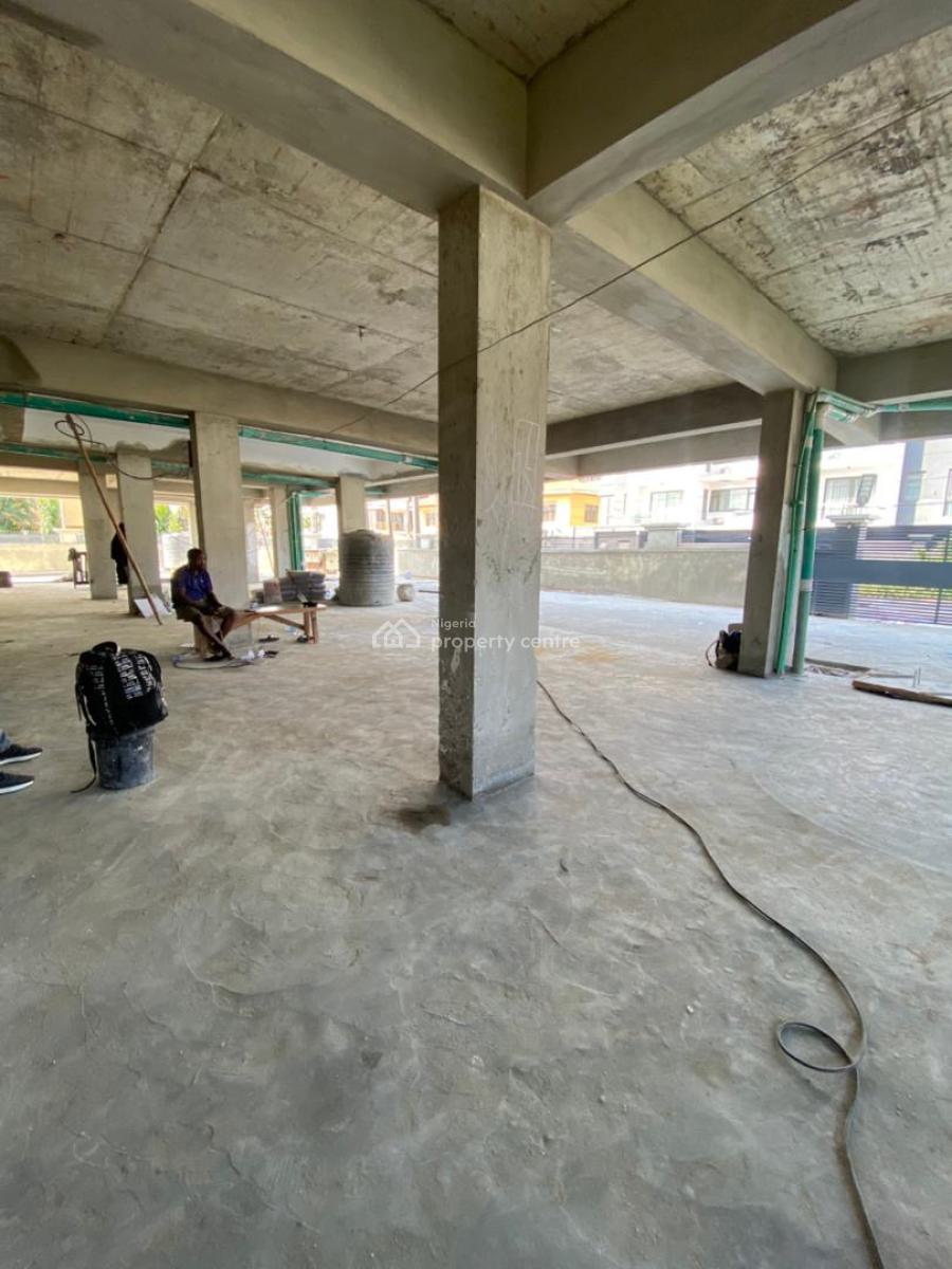 2 Bedroom Apartment, Lekki Phase 1, Lekki, Lagos, Block of Flats for Sale