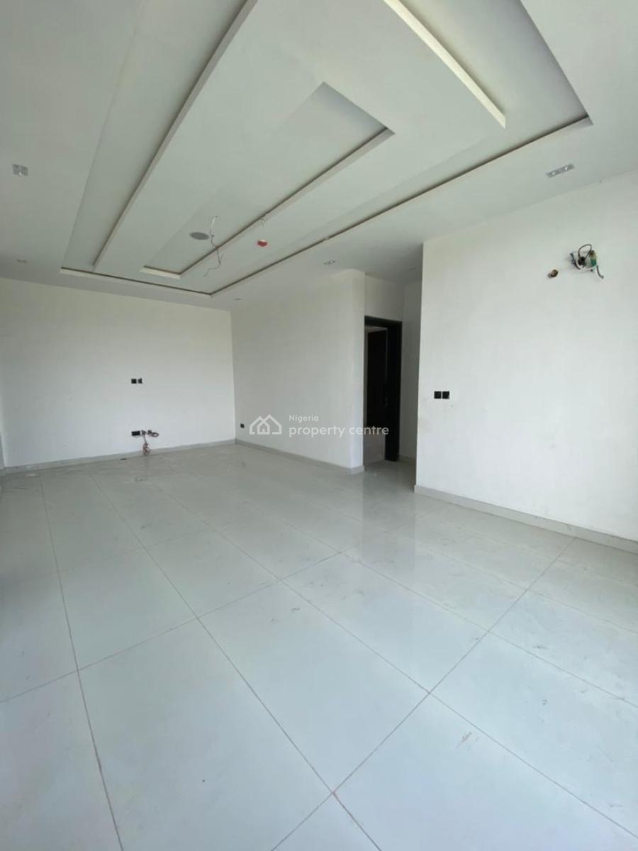 2 Bedroom Apartment, Lekki Phase 1, Lekki, Lagos, Block of Flats for Sale