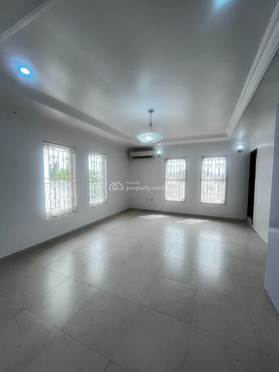 3 Bedroom Maisonnette with Standby Generator, Lekki Phase 1, Lekki, Lagos, Flat / Apartment for Rent