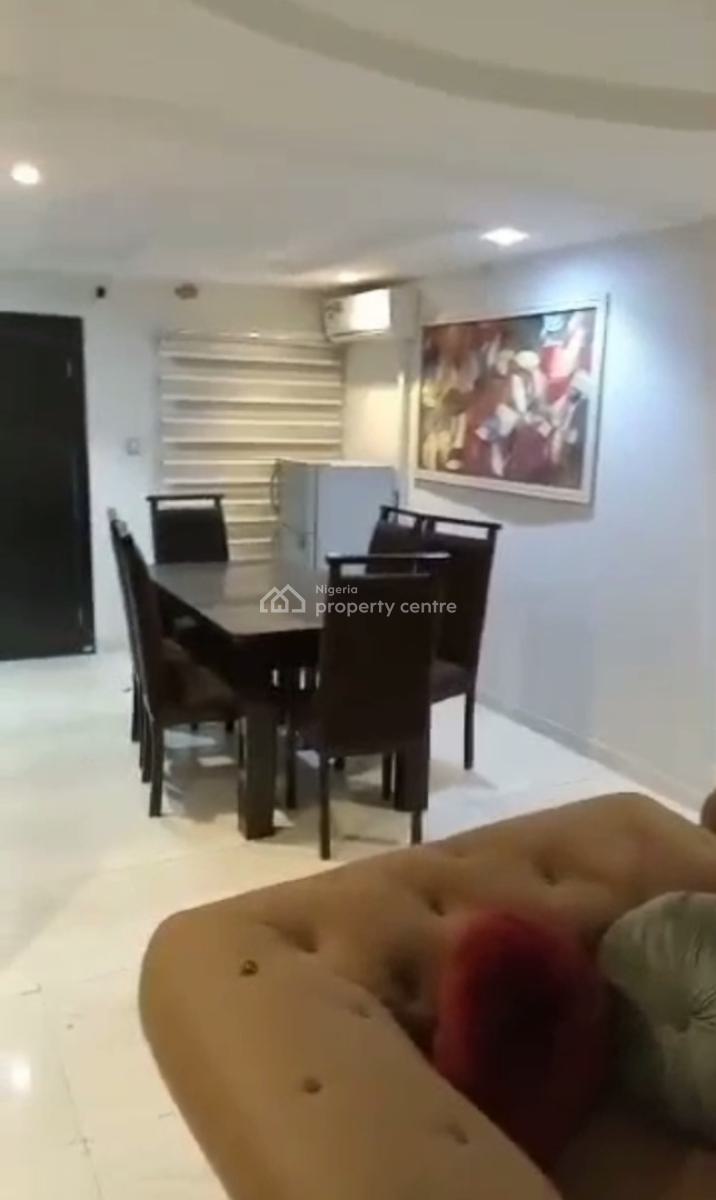 Well-finished and Furnished 3-bedroom Apartment (upstairs), Obanikoro, Shomolu, Lagos, Flat / Apartment for Rent