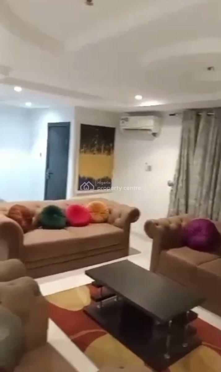 Well-finished and Furnished 3-bedroom Apartment (upstairs), Obanikoro, Shomolu, Lagos, Flat / Apartment for Rent