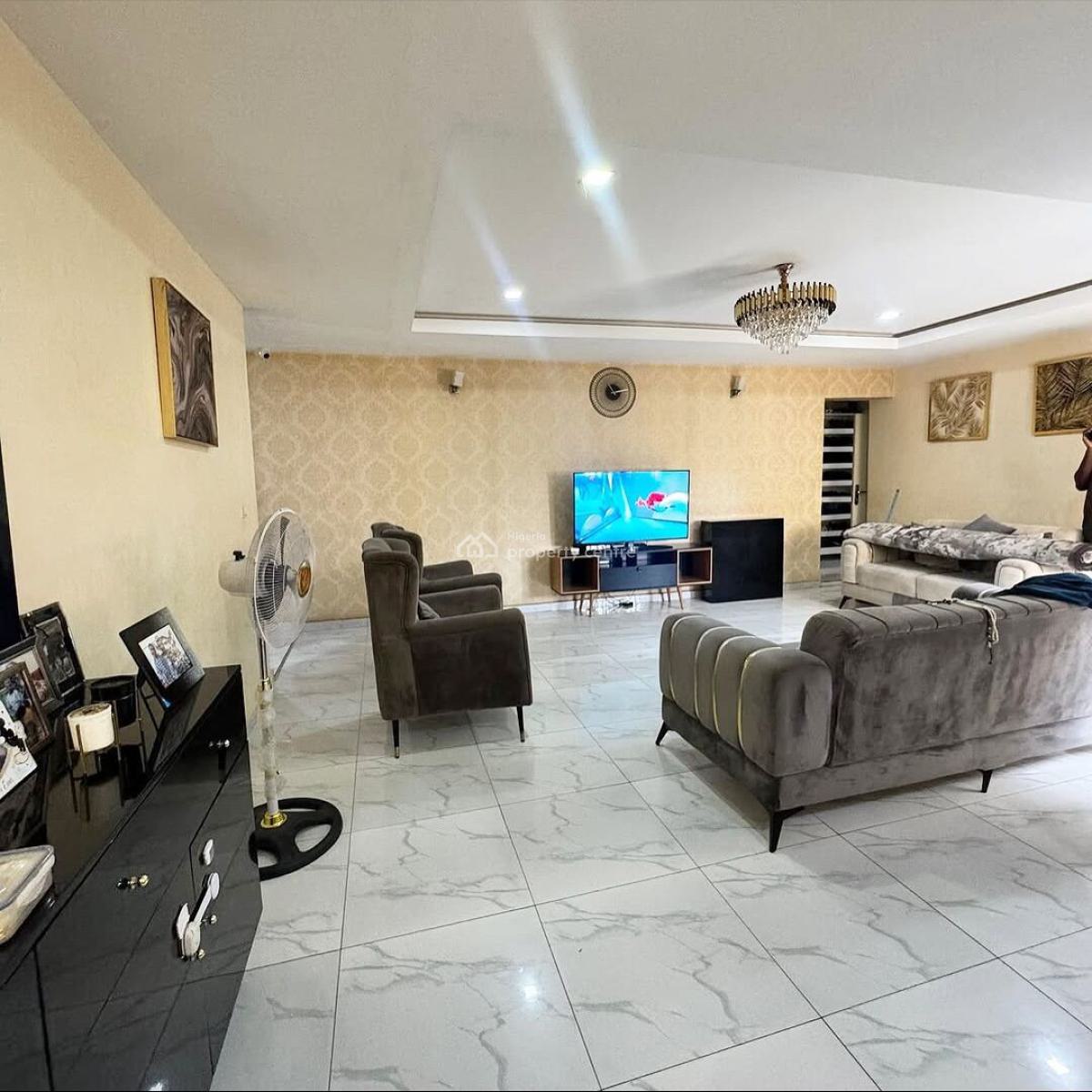Beautifully Furnished Spacious 3 Bedroom Apartment, Life Camp, Abuja, Flat / Apartment for Sale