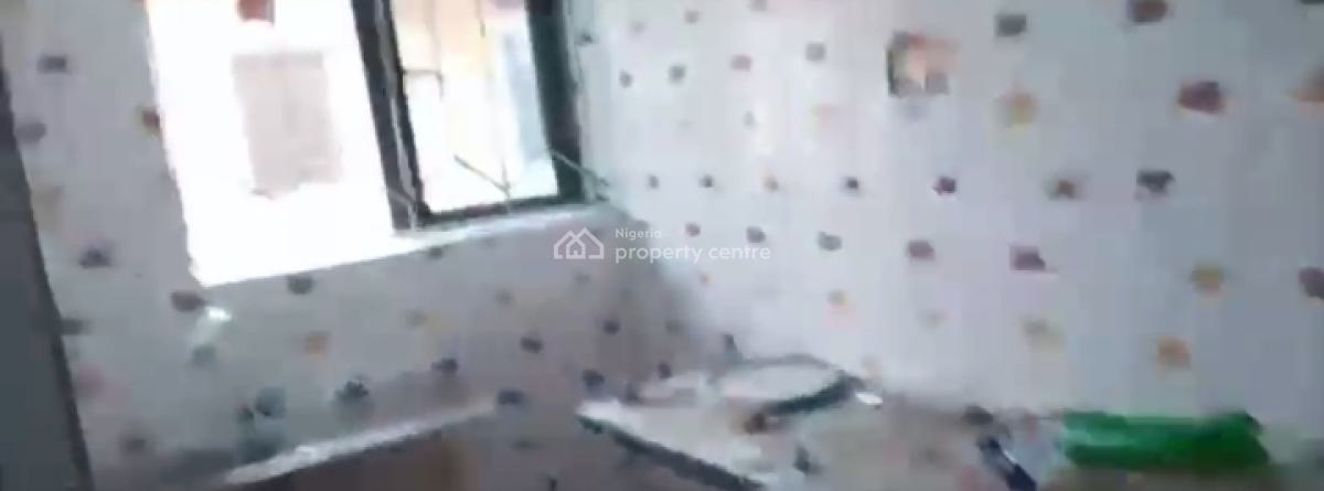 Newly Renovated 2 Units of 2/3 Bedroom, Adelabu, Surulere, Lagos, Flat / Apartment for Rent