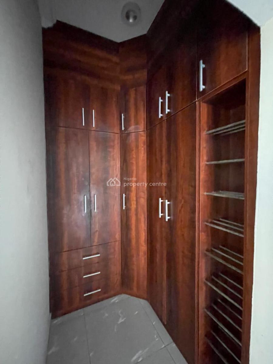 3 Bedroom Apartment Ground Floor, Lekki Phase 1, Lekki, Lagos, Flat / Apartment for Rent