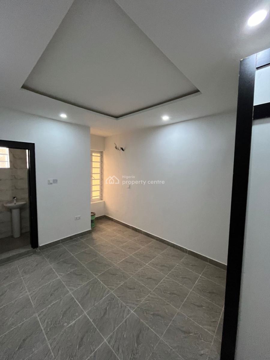 4 Bedroom Duplex Self Compound with Bq, in an Estate Close to Abraham Adesanya, Ajah, Lagos, Terraced Duplex for Rent