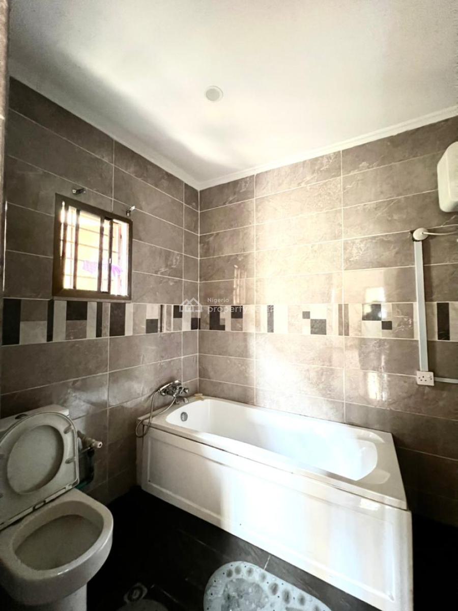 Luxurious 3 Bedroom Semi Detached Duplex with Bq in a Secure Estate, Lekki Phase 1, Lekki, Lagos, Semi-detached Duplex for Rent