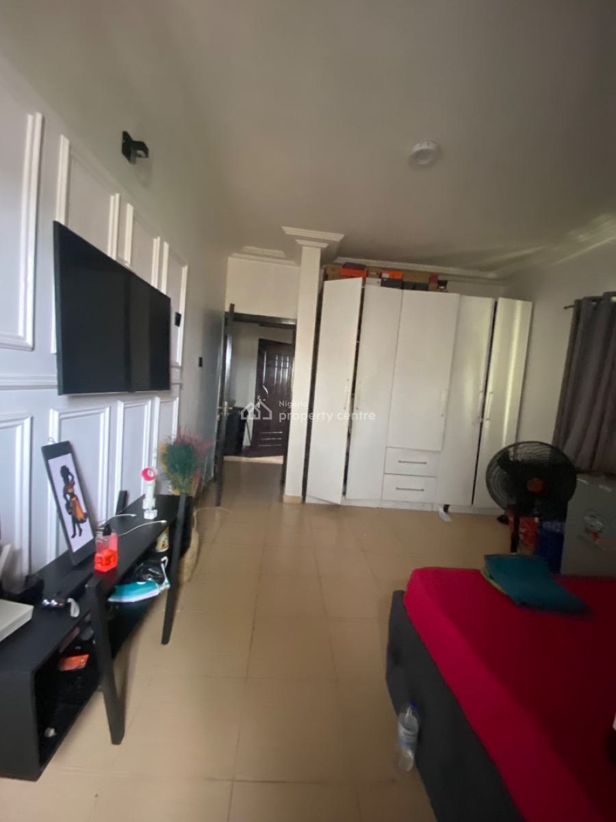 Standard Two Bedroom Flat, Lekki, Lagos, Flat / Apartment for Rent