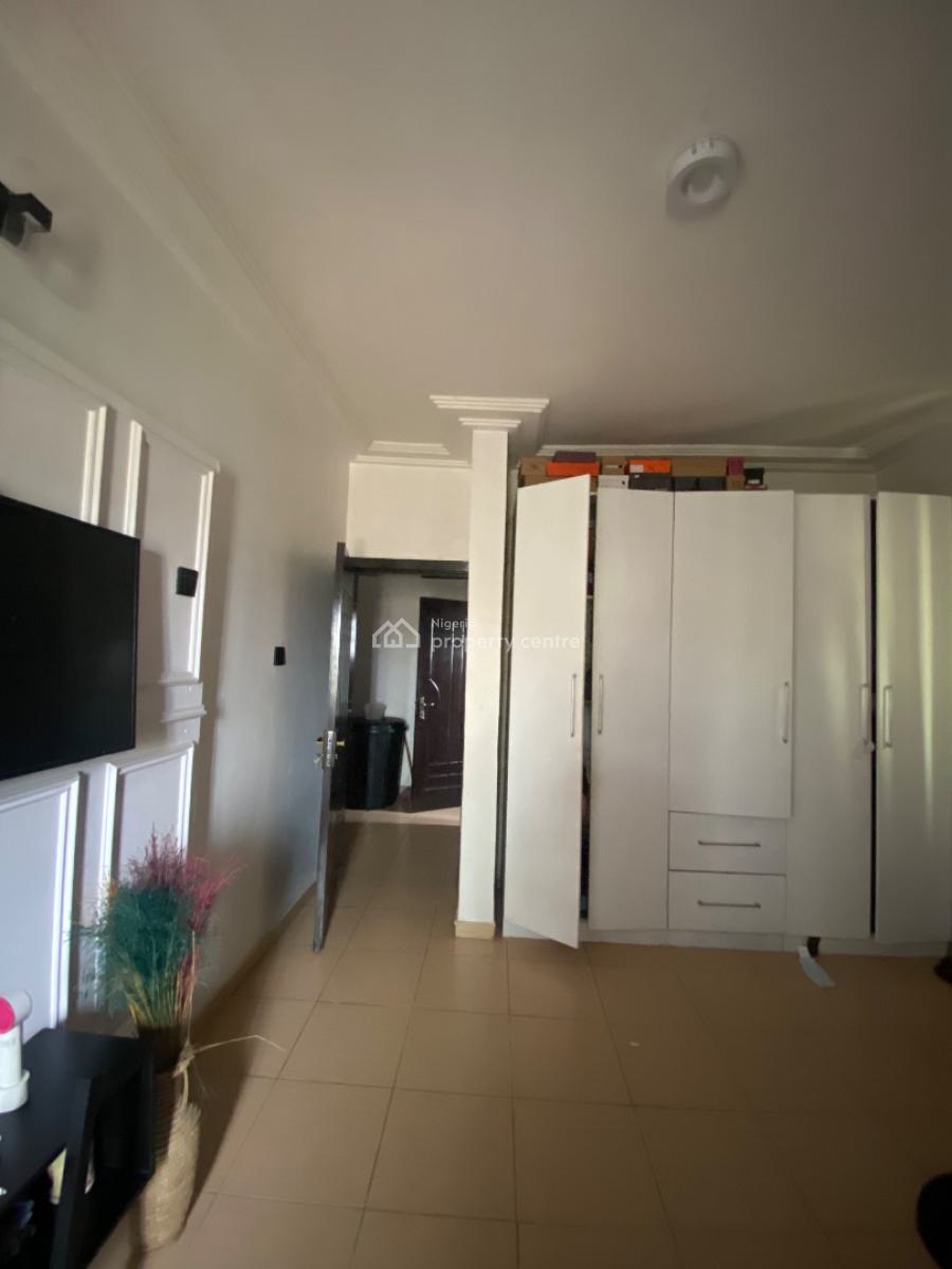 Standard Two Bedroom Flat, Lekki, Lagos, Flat / Apartment for Rent